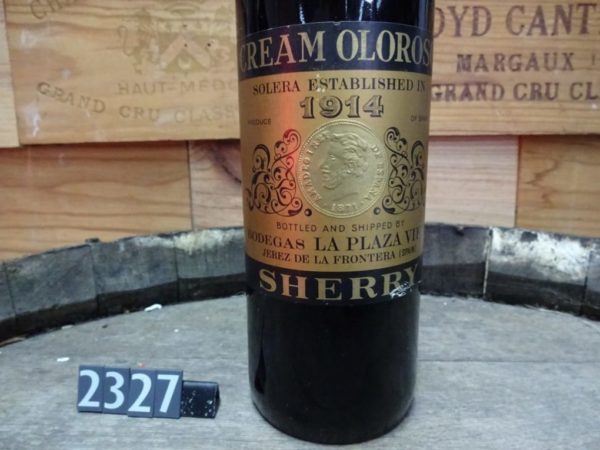 1914 wine, buy old sherry, gift sherry lovers, gift sherry, gift that no one has