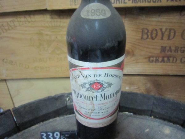 1959 wine, gift from year of birth 1959, wine from year of birth, wine gift delivery, Christmas gift to mother 50 euros, wine gift with wine box