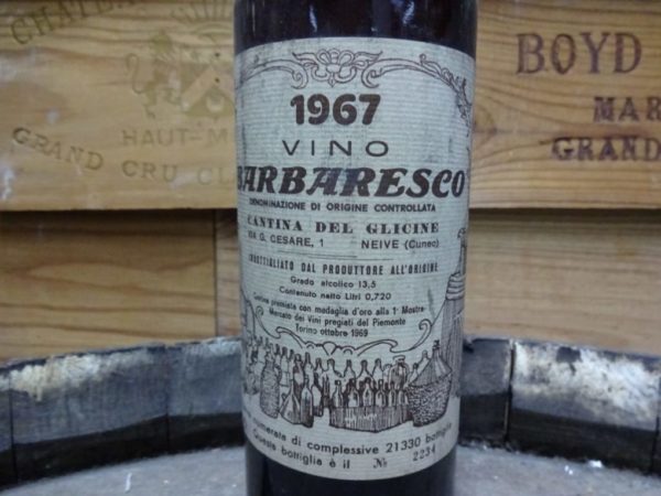 1967 wijn, wijn kado verpakking, vinatge wijnen kopen, cadeau uit geboortejaar, flesje wijn online bestellen