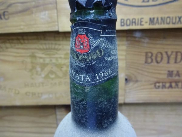 1966 wine, nice wine gifts, wine gift ideas, wine from the year of birth, vintage wine