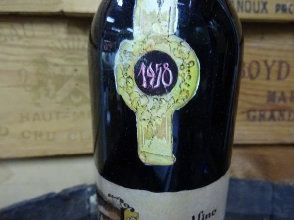 1958er Wein, bestes Weingeschenk, eine Flasche Wein verschicken, Weihnachtspaket zusammenstellen, Geschenk 25 Euro, Geschenk 50 Euro