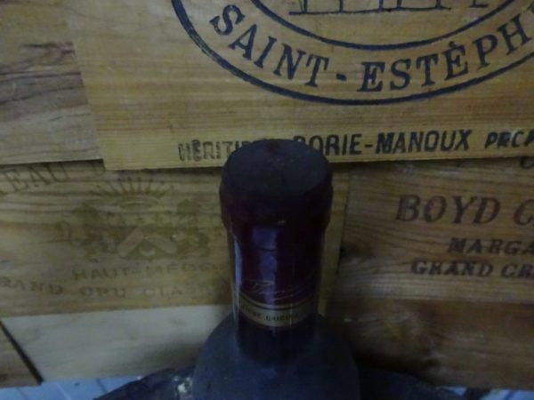 wine 1974, Christmas gift wine, secretary's day gift original, eijn gift by post, wine gift 50 years, wine package delivered, gift ideas 150 years