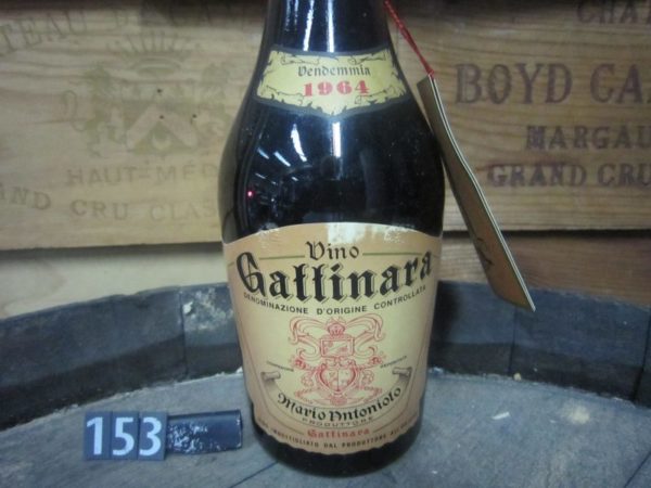 wine 1974, best wine gift, send a bottle of wine, put together a Christmas package, gift 25 euros, gift 50 euros, order wine delivered tomorrow, gift from year of birth, gift ideas 50 years