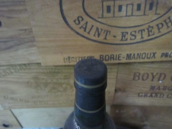 wijn 1928, flesje wijn laten bezorgen, uniek wijn cadeau, origineel wijn cadeau, kerstpakket samenstellen, leuke cadeaus, iets uit je geboortejaar kopen, cadeau ideeen 110 jaar