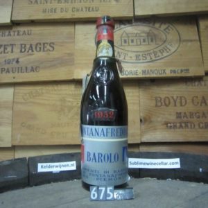 wine 1952, lasting gift to parents, lasting gift 50 years, sending a bottle of wine, luxury wine gift, special wine gift, wine from year of birth, gift ideas 120 years