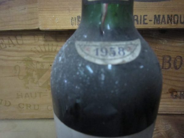 1958 wine, have a bottle of wine delivered, unique wine gift, original wine gift, put together a Christmas package, nice gifts, buy something from your year of birth, gift ideas 110 years