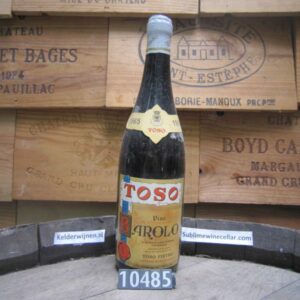 wijn 1965, Oude wijn, port of champagne cadeau geven uit zijn /haar geboortejaar - jubileumjaar. Leverbaar in een luxe wijnkist.