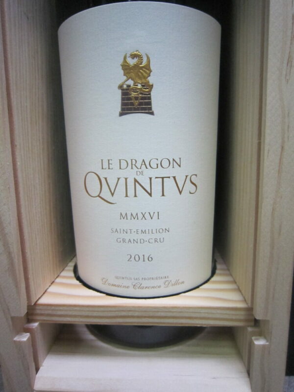 Wein 2016, Le Dragon de Quintus, eine Flasche Wein liefern lassen, einzigartiges Weingeschenk, originelles Weingeschenk, Weihnachtspaket zusammenstellen, schöne Geschenke, etwas aus Ihrem Geburtsjahr kaufen, Geschenkideen 110 Jahre, 40 Jahre alter Wein, jahrhundertweine.de, antiwein.de